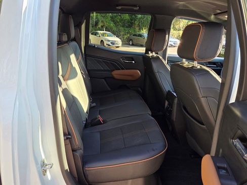 Certified 2024 GMC Canyon AT4 w/ Canyon Safety Plus Package AWD/4WD image 22