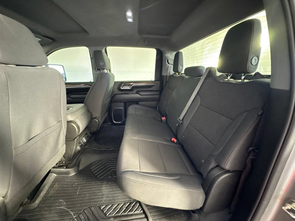 Certified 2024 Chevrolet Silverado 2500 LT AWD/4WD image 37