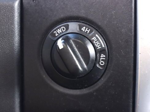 Used 2014 Nissan Titan PRO-4X image 22