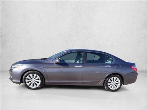 Used 2015 Honda Accord EX image 2