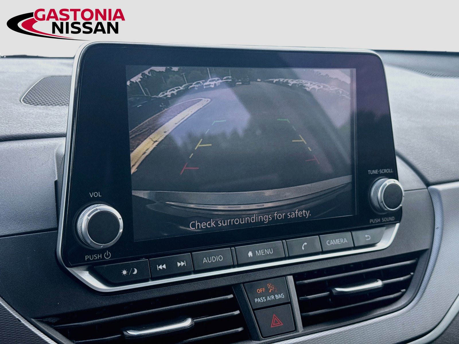 Used 2025 Nissan Altima 2.5 SR FWD image 17