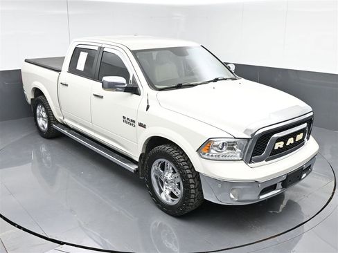 Used 2017 RAM 1500 Laramie w/ Convenience Group image 23