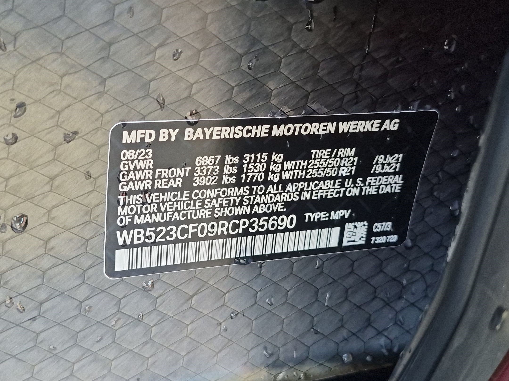 Certified 2024 BMW iX xDrive50 w/ Premium Package AWD/4WD image 34