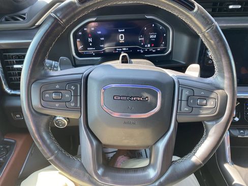 Used 2024 GMC Sierra 1500 Denali Ultimate AWD/4WD image 17