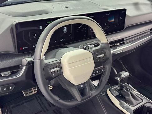 New 2026 Kia K4 GT-Line Turbo FWD image 36