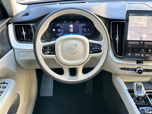 New 2026 Volvo XC60 B5 Ultra w/ Climate Package PRO AWD/4WD image 15