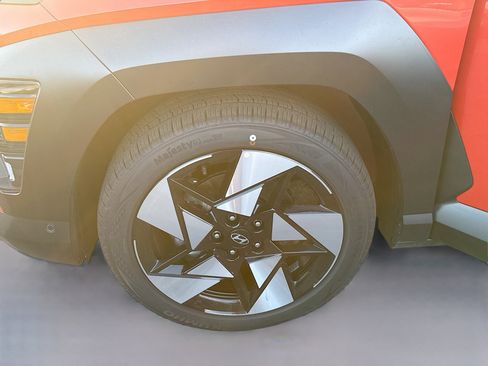 New 2026 Hyundai Kona Limited FWD image 24