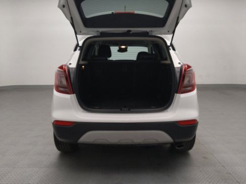 Used 2020 Buick Encore Preferred image 29