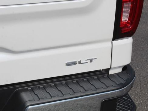 Used 2023 GMC Sierra 1500 SLT AWD/4WD image 5