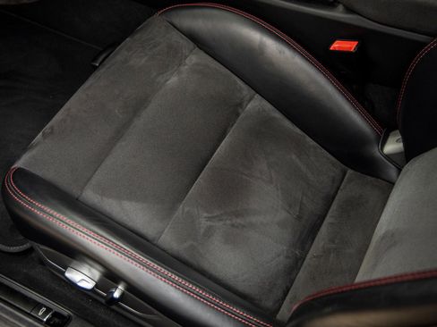 Certified 2015 Porsche 911 GT3 image 27