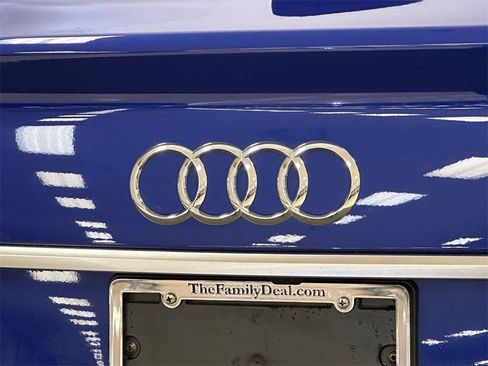 Used 2024 Audi Q5 2.0T Premium w/ Convenience Package image 8