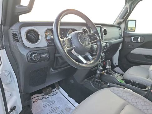 Used 2021 Jeep Wrangler Unlimited Sahara AWD/4WD image 12