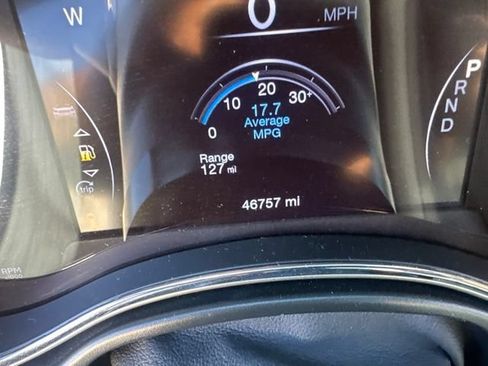 Used 2021 Jeep Grand Cherokee Limited w/ Sun & Sound Group AWD/4WD image 11