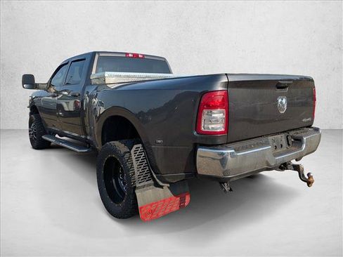 Used 2024 RAM 3500 Tradesman w/ Chrome Appearance Group AWD/4WD image 7