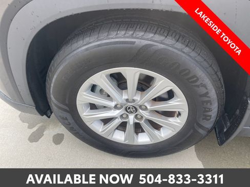 Certified 2024 Toyota Grand Highlander FWD image 15