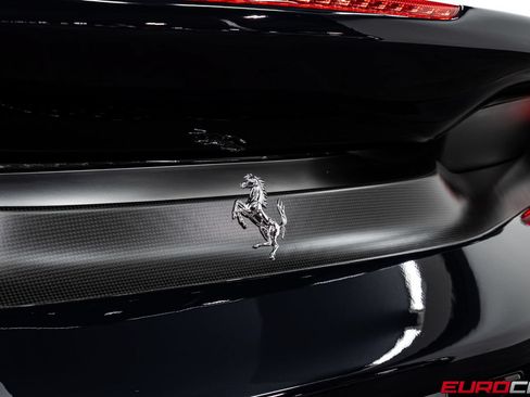 Used 2019 Ferrari 488 Pista Coupe RWD image 33