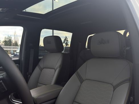 New 2026 Chevrolet Colorado ZR2 w/ ZR2 Bison Edition image 10