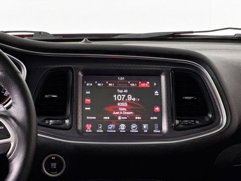 Used 2016 Dodge Challenger R/T Scat Pack w/ Leather Interior Group image 29