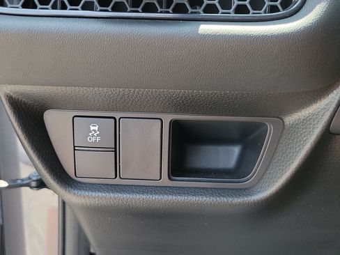 Used 2025 Honda HR-V LX image 14