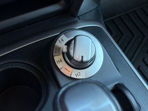 Used 2024 Toyota 4Runner SR5 image 32