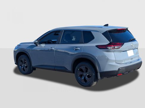 New 2026 Nissan Rogue SV FWD image 3