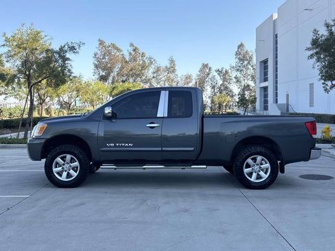 Used 2012 Nissan Titan SV w/ Tow Pkg AWD/4WD image 6
