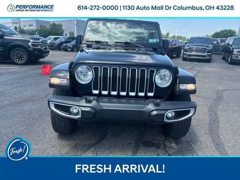 Used 2021 Jeep Wrangler Unlimited Sahara w/ Uconnect 4C Nav & Sound Group AWD/4WD image 9