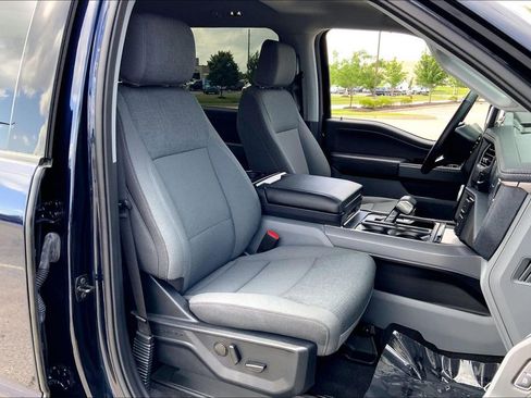 Used 2024 Ford F150 Lightning Flash AWD/4WD image 7
