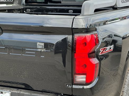 New 2025 Chevrolet Colorado Z71 w/ Midnight Edition image 30