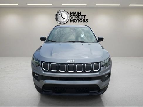 Used 2022 Jeep Compass Latitude AWD/4WD image 8