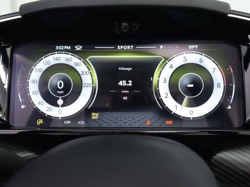 New 2026 Aston Martin V8 Vantage Coupe image 36