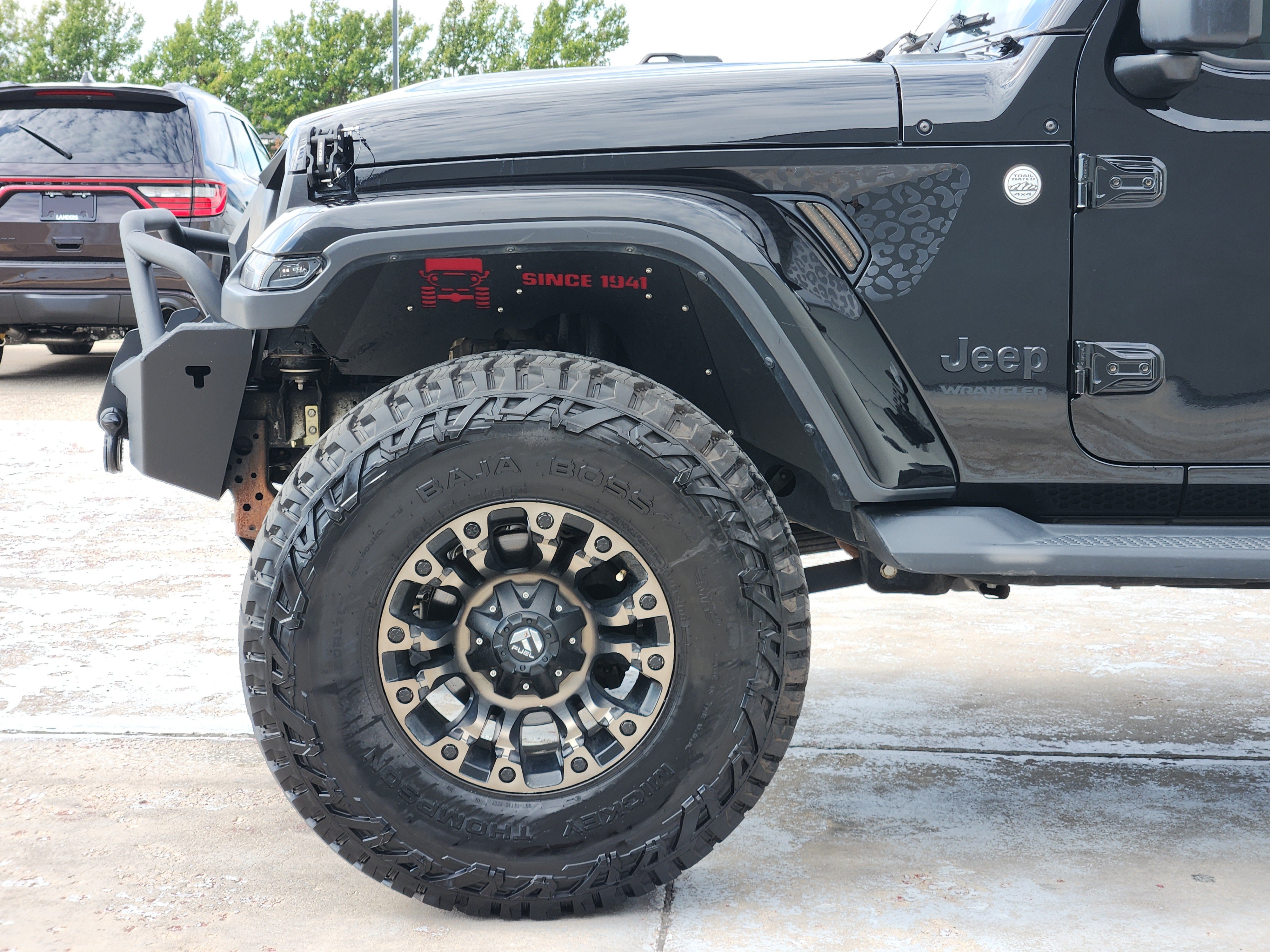Used 2019 Jeep Wrangler Unlimited Sahara AWD/4WD image 8