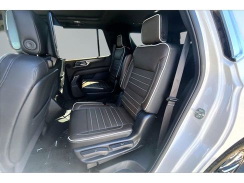 Used 2025 GMC Yukon Denali Ultimate image 22