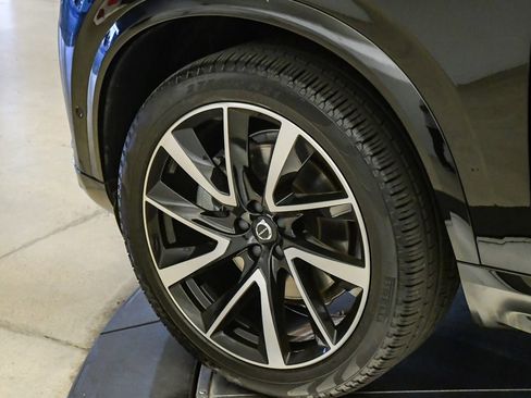 Certified 2023 Volvo XC90 B6 Plus w/ Protection Package Premier AWD/4WD image 10