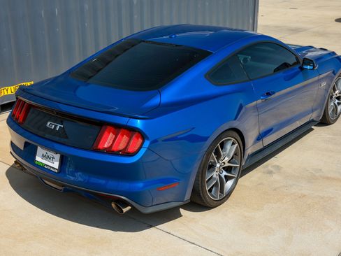 Used 2017 Ford Mustang GT Premium w/ Enhanced Security Package RWD image 15