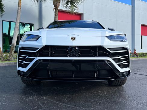 Used 2021 Lamborghini Urus AWD/4WD image 15
