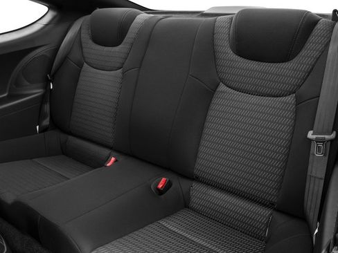 Used 2016 Hyundai Genesis Coupe 3.8 image 17