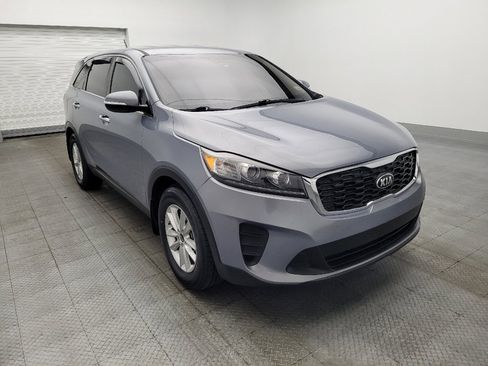 Used 2020 Kia Sorento LX image 13