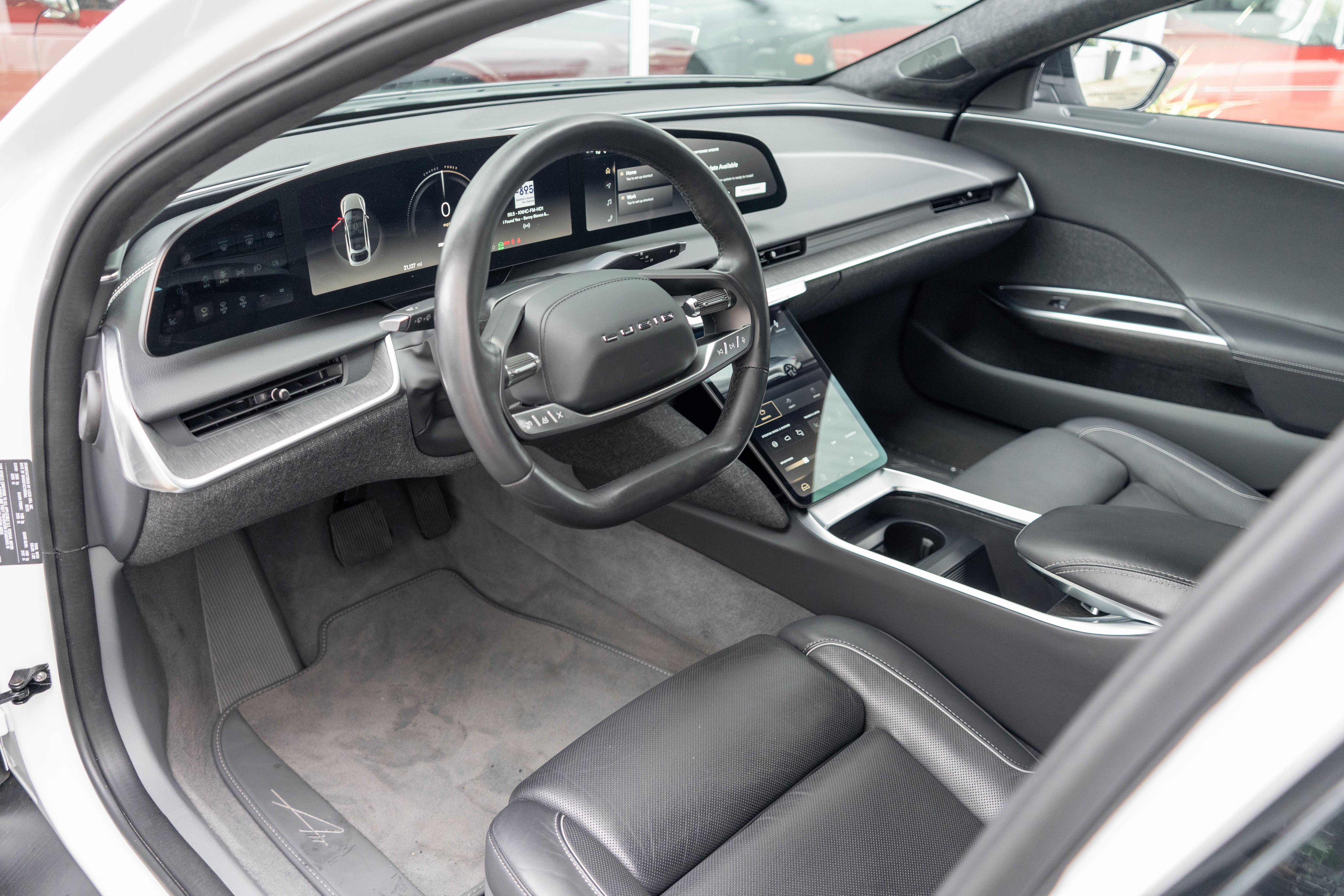 Used 2024 Lucid Air Touring AWD/4WD image 8
