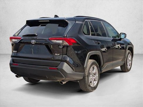 Used 2023 Toyota RAV4 XLE image 5