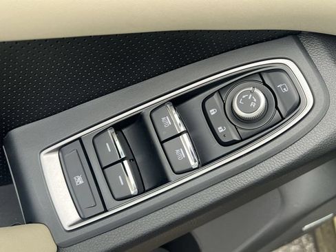 New 2026 Subaru Ascent Limited AWD/4WD image 30