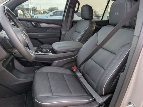 New 2026 Buick Enclave Sport Touring w/ Super Cruise Package FWD image 18