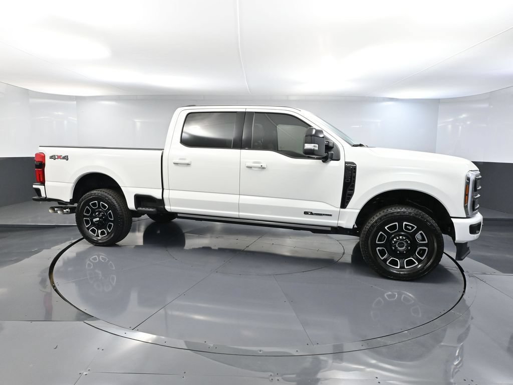 Used 2025 Ford F250 Platinum AWD/4WD image 3