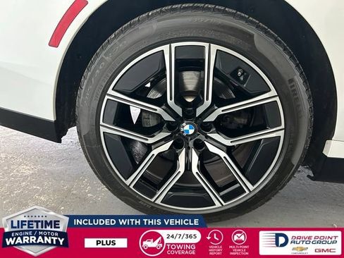Used 2024 BMW 740i xDrive AWD/4WD image 11