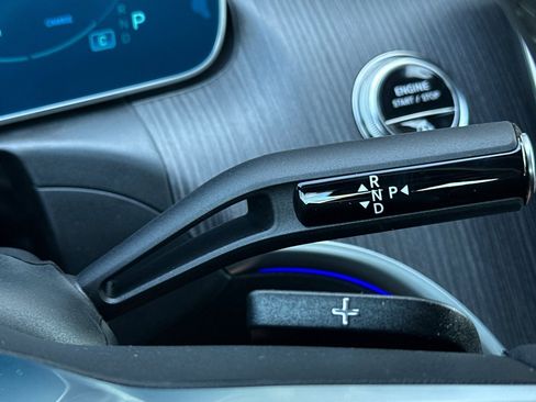 New 2025 Mercedes-Benz C 300 Sedan image 21