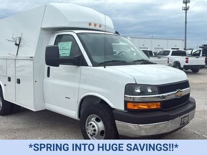 New 2024 Chevrolet Express 3500 w/ Power Convenience Package