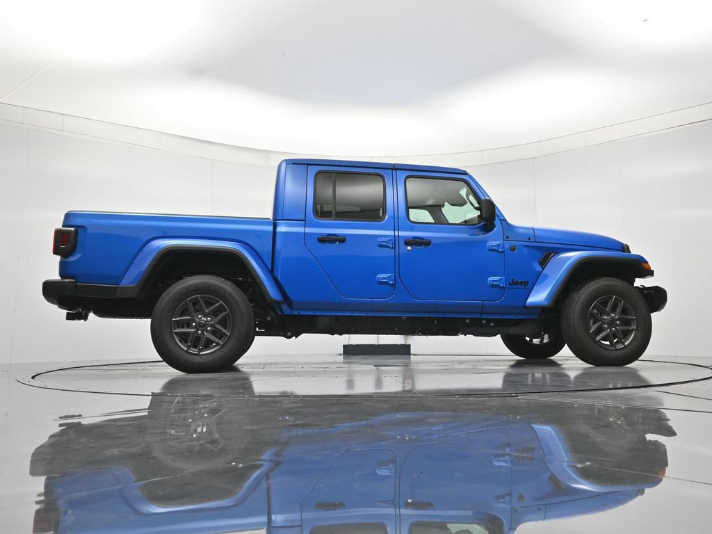 New 2026 Jeep Gladiator Sport AWD/4WD image 39