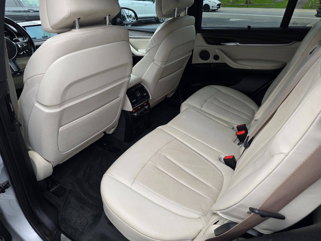 Used 2017 BMW X5 xDrive35i AWD/4WD image 25