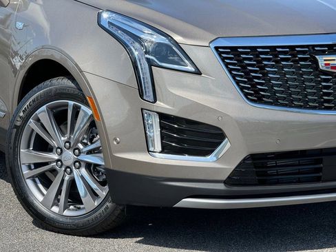 Used 2023 Cadillac XT5 Premium Luxury w/ Platinum Package AWD/4WD image 3