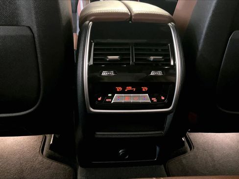 Used 2022 BMW X5 xDrive40i w/ Premium Package image 34